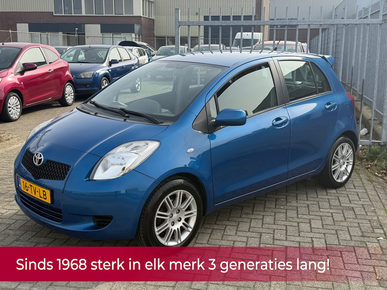 Toyota Yaris - 1.3 VVTi Sol 87PK 5 DEURS! NL AUTO NAP! AIRCO l MTF-STUUR l ELEK PAKKET l TREKHAAK l 16'LM - AutoWereld.nl