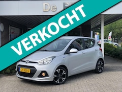 Hyundai i10 - 1.0i i-Motion Comfort | Climate, Cruise, 15'' LMV, Radio CD, El. Ramen/Buitensp. | NAP | 1