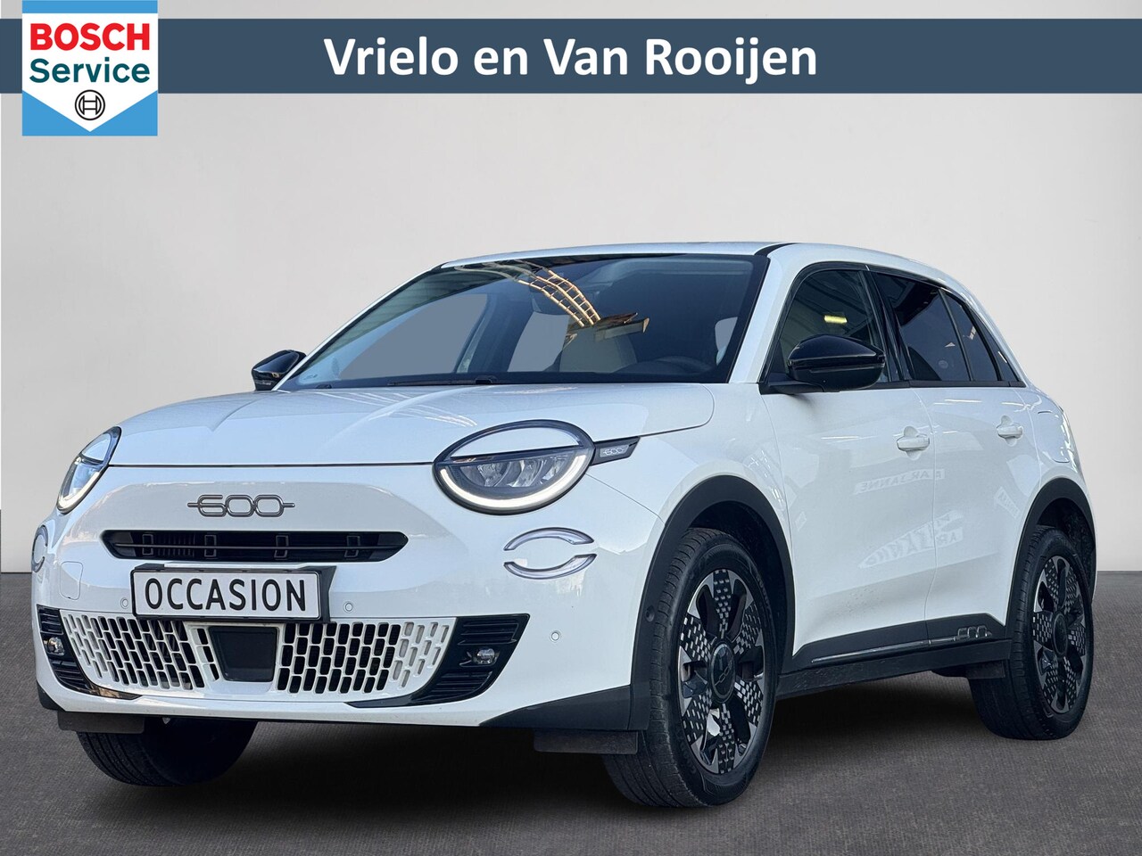 Fiat 600 - 1.2 Hybrid La Prima | Leer | ACC | Stoelverwarming | Massage | Clima | Camera | Navi | Ele - AutoWereld.nl