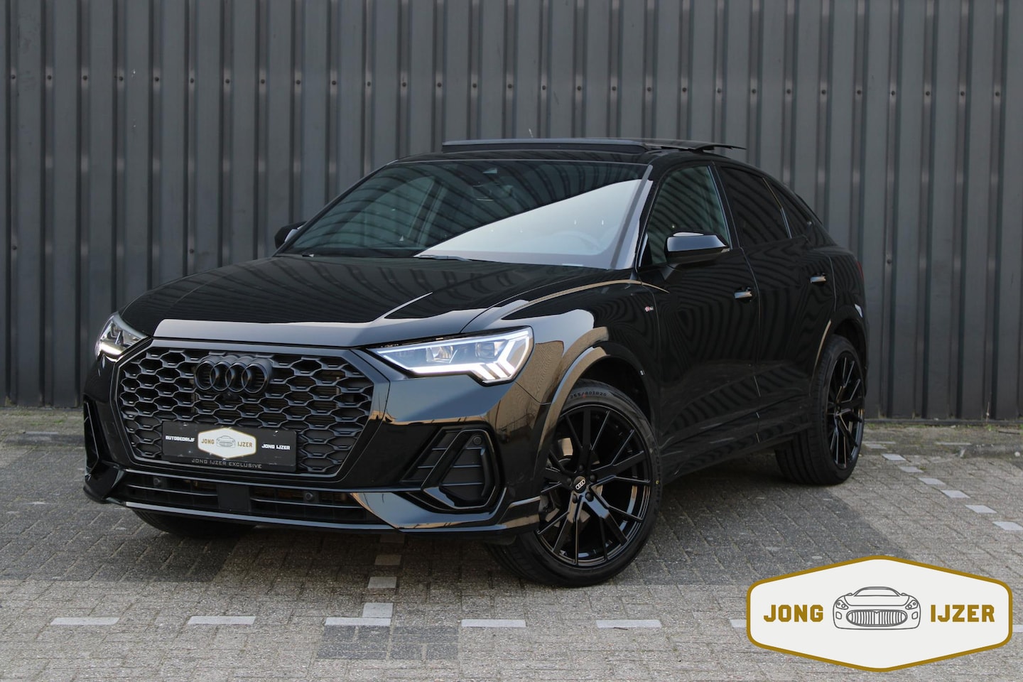 Audi Q3 Sportback - 35 TFSI 3x S-LINE PANO SONOS 360 CAM SFEER - AutoWereld.nl