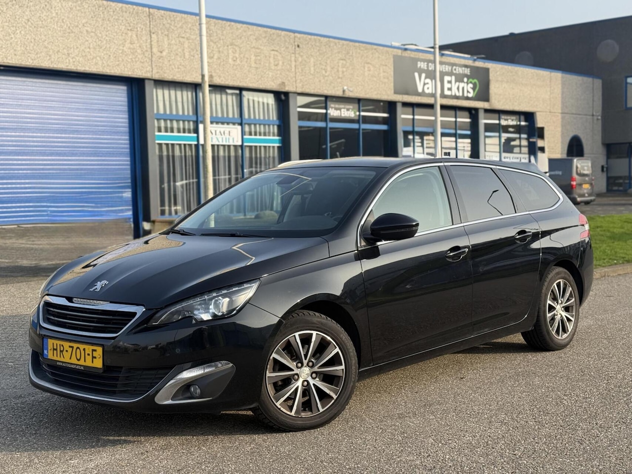 Peugeot 308 SW - 1.2 2015 Airco Cruise Navi Origineel NL - AutoWereld.nl