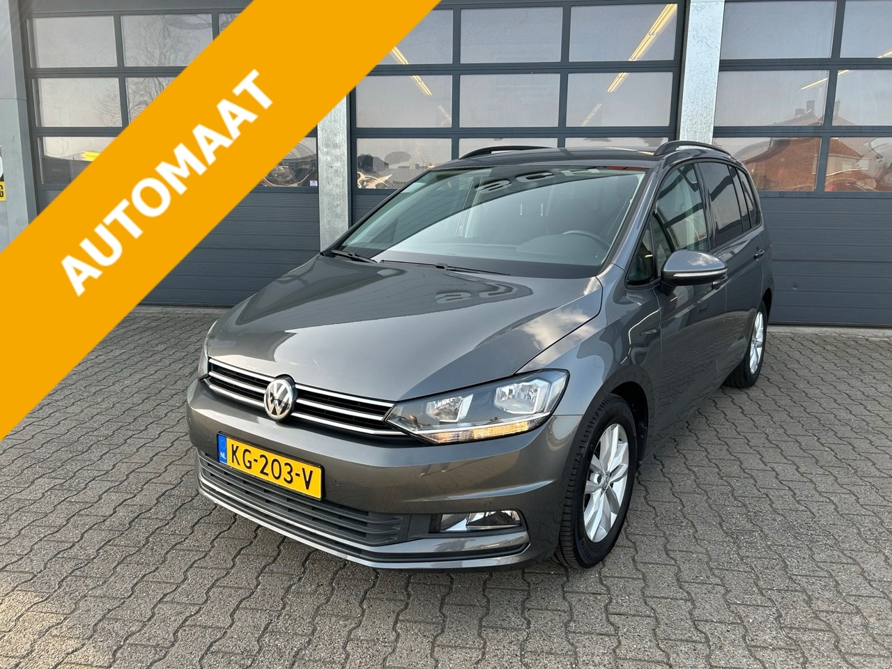 Volkswagen Touran - 1.4 TSI 150pk BMT DSG Highline - AutoWereld.nl