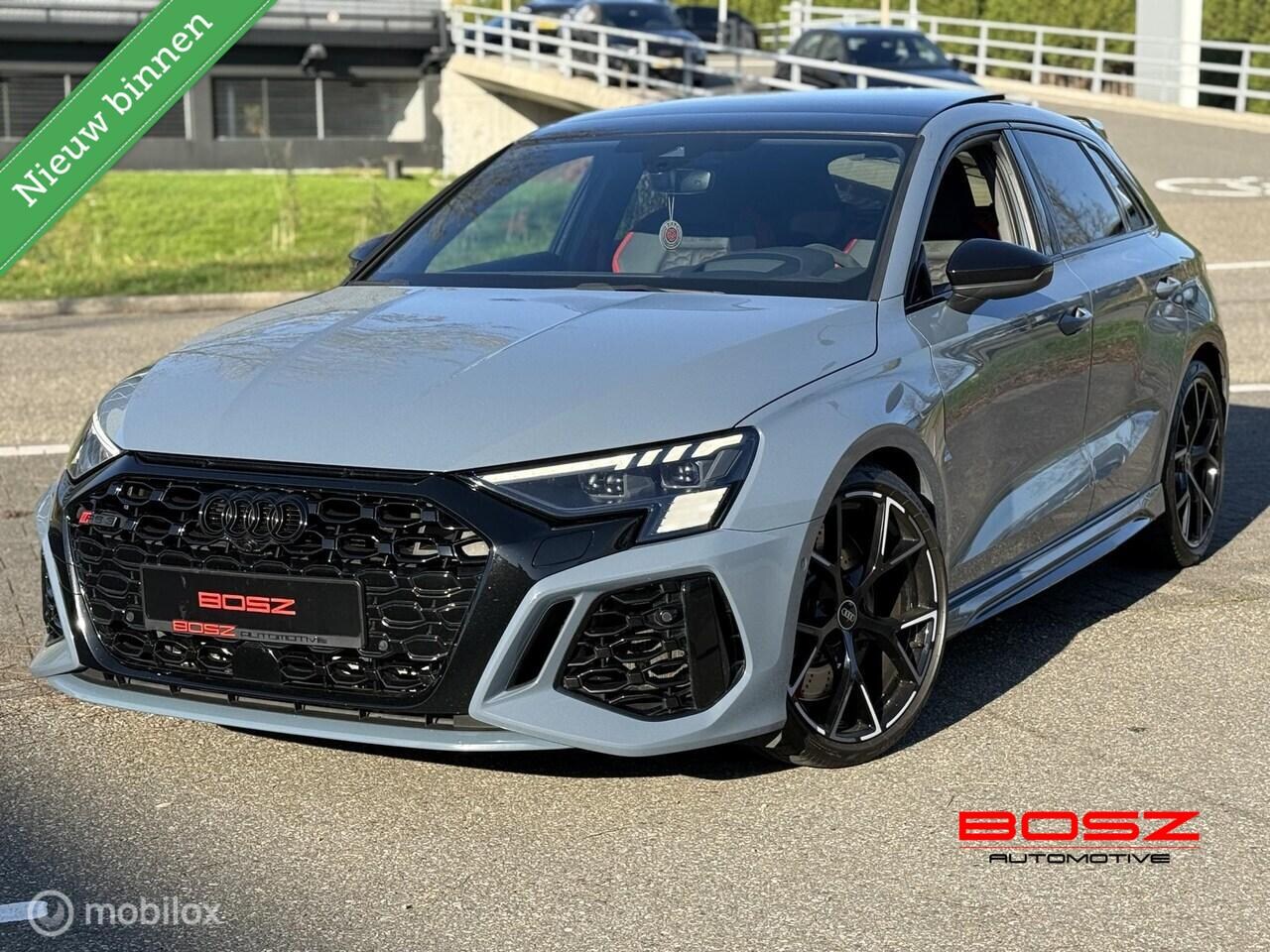 Audi RS3 - Sportback 2.5 TFSI QUATTRO PANO HDUP MASSAGE VOL - AutoWereld.nl