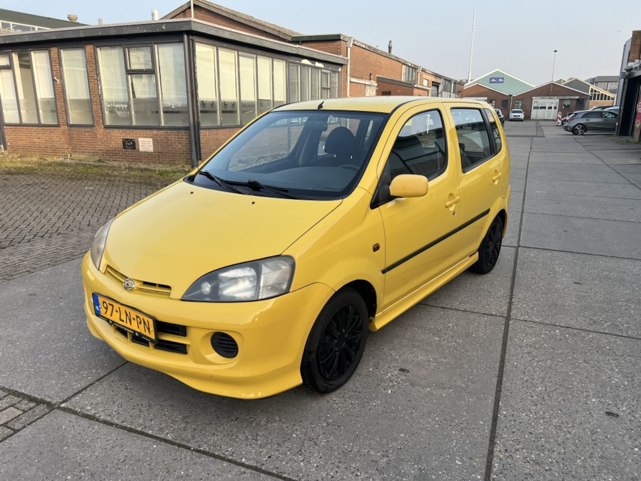 Daihatsu Young RV - 1.3-16V S 1.3-16V S - AutoWereld.nl