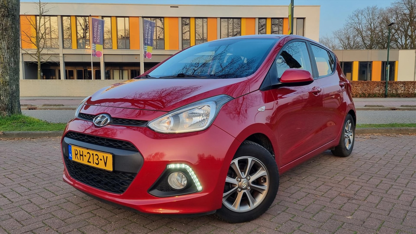 Hyundai i10 - 1.2i i-Motion 4-cilinder/ Stoelverw./Stuurverw. - AutoWereld.nl