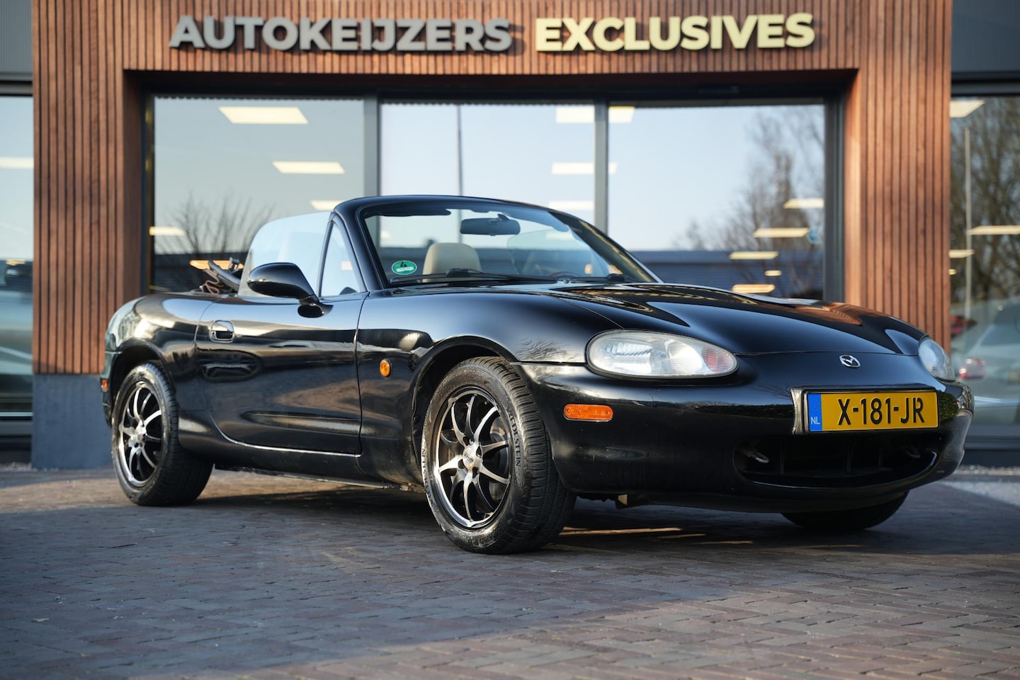 Mazda MX-5 - 1.6i Elektr. Ramen Leer Nardi Nette Staat! - AutoWereld.nl