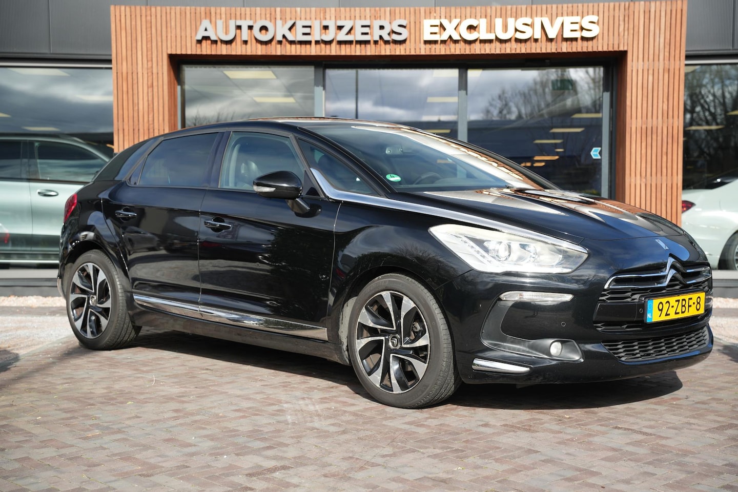 Citroën DS5 - 1.6 THP So Chic 1.6 THP So Chic - AutoWereld.nl