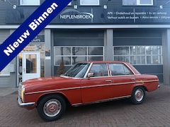 Mercedes-Benz 200-280 (W115) - 220 D 1976 Belastingvrij Uniek