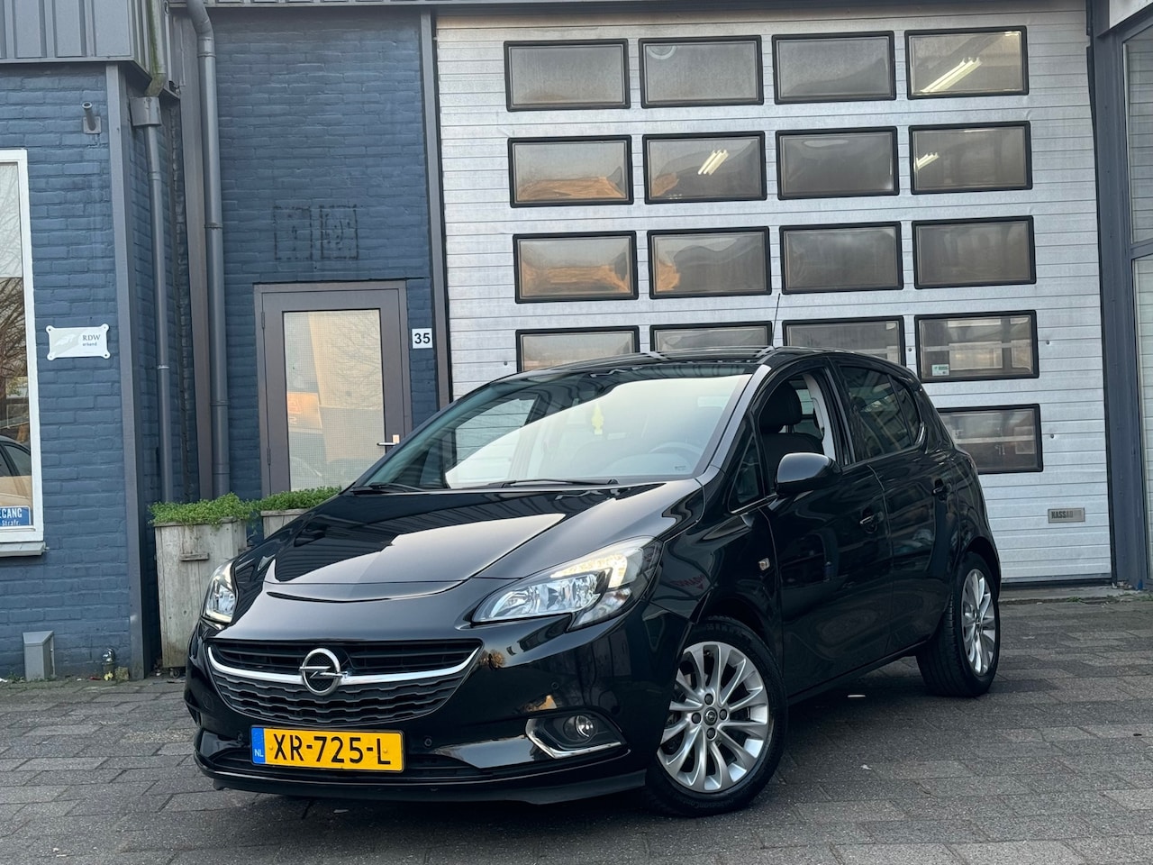 Opel Corsa - 1.4 Online Edition | Clima | Camera | Navi | 5-DRS | N.A.P - AutoWereld.nl