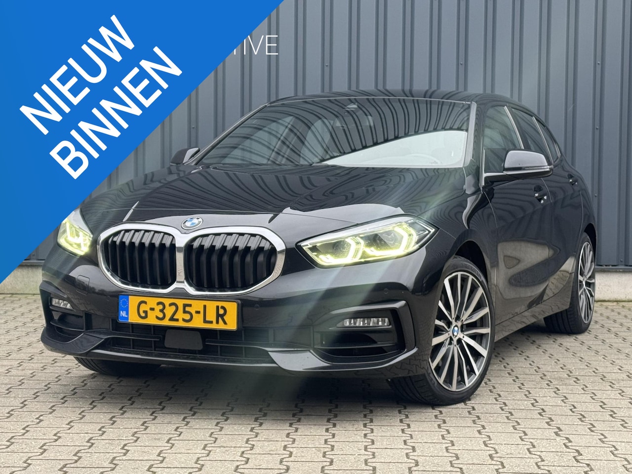 BMW 1-serie - 118i High Executive Edition 140 pk ACC  Lederen bekleding - AutoWereld.nl