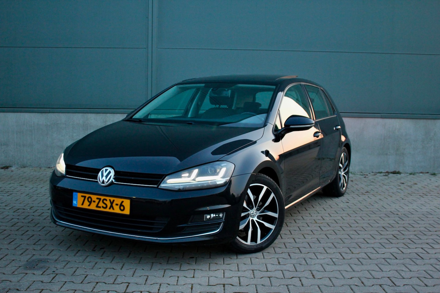 Volkswagen Golf - 1.4 TSI Highline | Pano | Alcantara | - AutoWereld.nl
