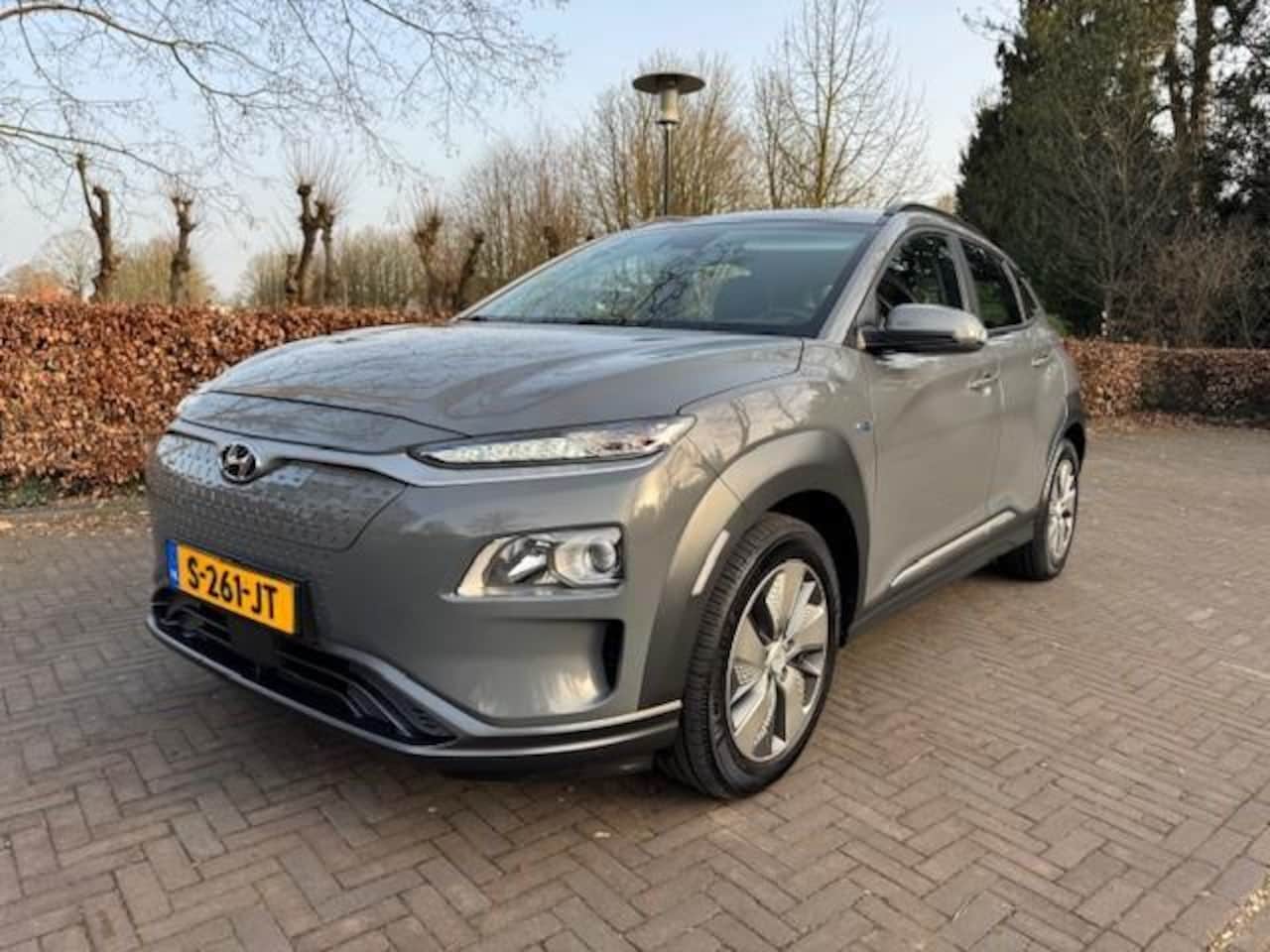 Hyundai Kona Electric - EV Fashion 64 Kwh SOH 97% led/Stoel-Stuurverwarming/Camera/AcarplayGarantie - AutoWereld.nl