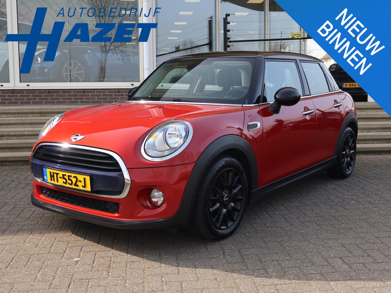 MINI Cooper - Mini 1.5 136 PK TWO-TONE *BLAZING RED* + CLIMATE CONTROL | LMV - AutoWereld.nl