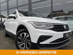 Volkswagen Tiguan - 1.5 TSI AST ACTIVE | Pano