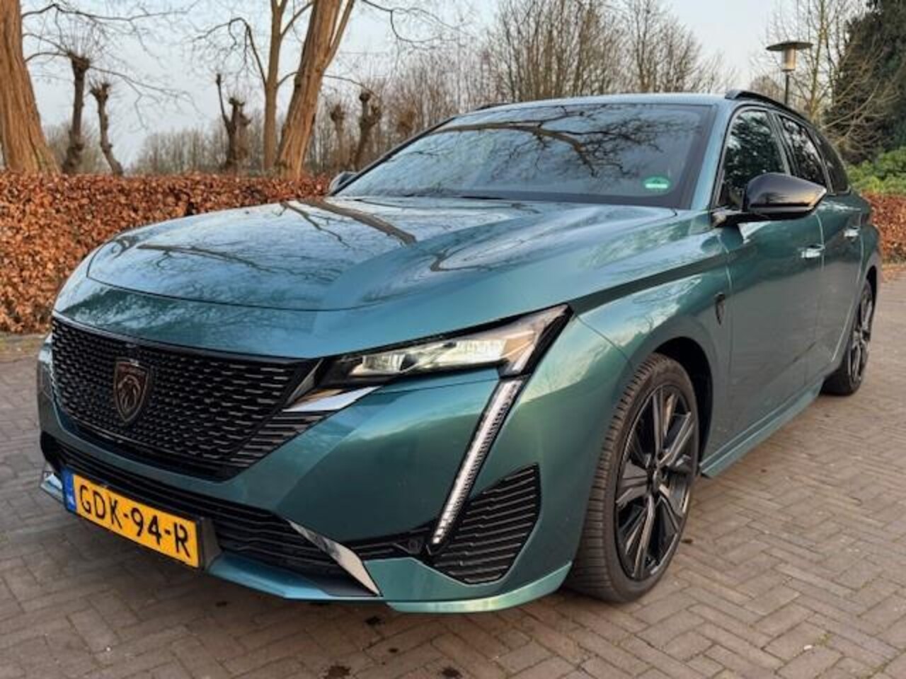 Peugeot 308 SW - 1.2 Puretech GT Pack Business/Virtual 3D Dash/Full led/Hleer/Garantie - AutoWereld.nl