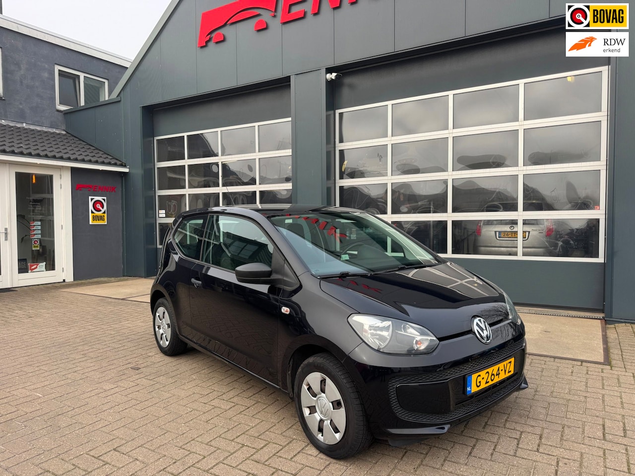 Volkswagen Up! - 1.0 take up! / Airco / Audio / 65000 km ! . - AutoWereld.nl