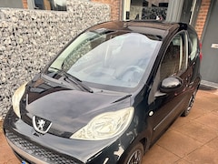 Peugeot 107 - 1.0-12V XS