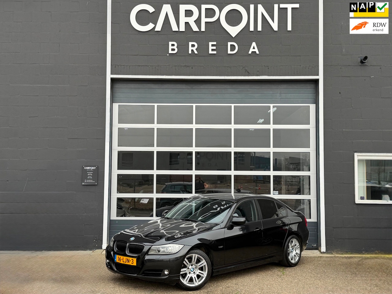 BMW 3-serie - 320i Business Line Style 320i Business Line Style, NAVI, LEER, CLIMA, NAP - AutoWereld.nl