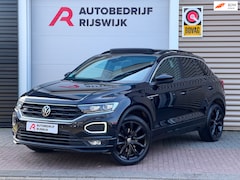 Volkswagen T-Roc - 1.5 TSI R-Line Pano/Keyless/Camera