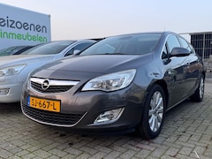 Opel Astra - 1.7 CDTi Cosmo / HALF LEDER / AIRCO / 17INCH / 125PK