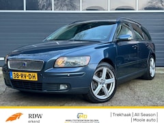 Volvo V50 - 2.5 T5 MOMENTUM / All Season / Trekhaak /