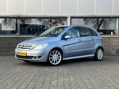 Mercedes-Benz B-klasse - LPG - Airco - Trekhaak - Radio - Auto. verlichting - Onderhouden