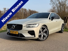 Volvo S60 - 2.0 B3 R-Design / Automaat / Airco / Navi / Camera / Leder Stuur-Stoel verwarming / Led /