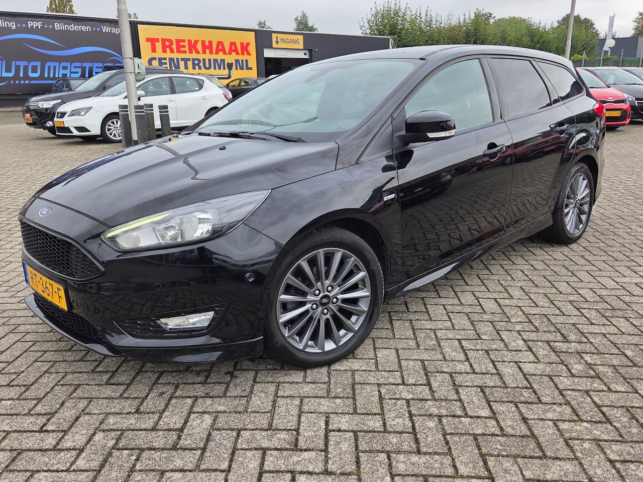 Ford Focus Wagon - 1.0 ST-Line/EERST EIGENAR/NAVI/NAP/VOL OPTIE - AutoWereld.nl
