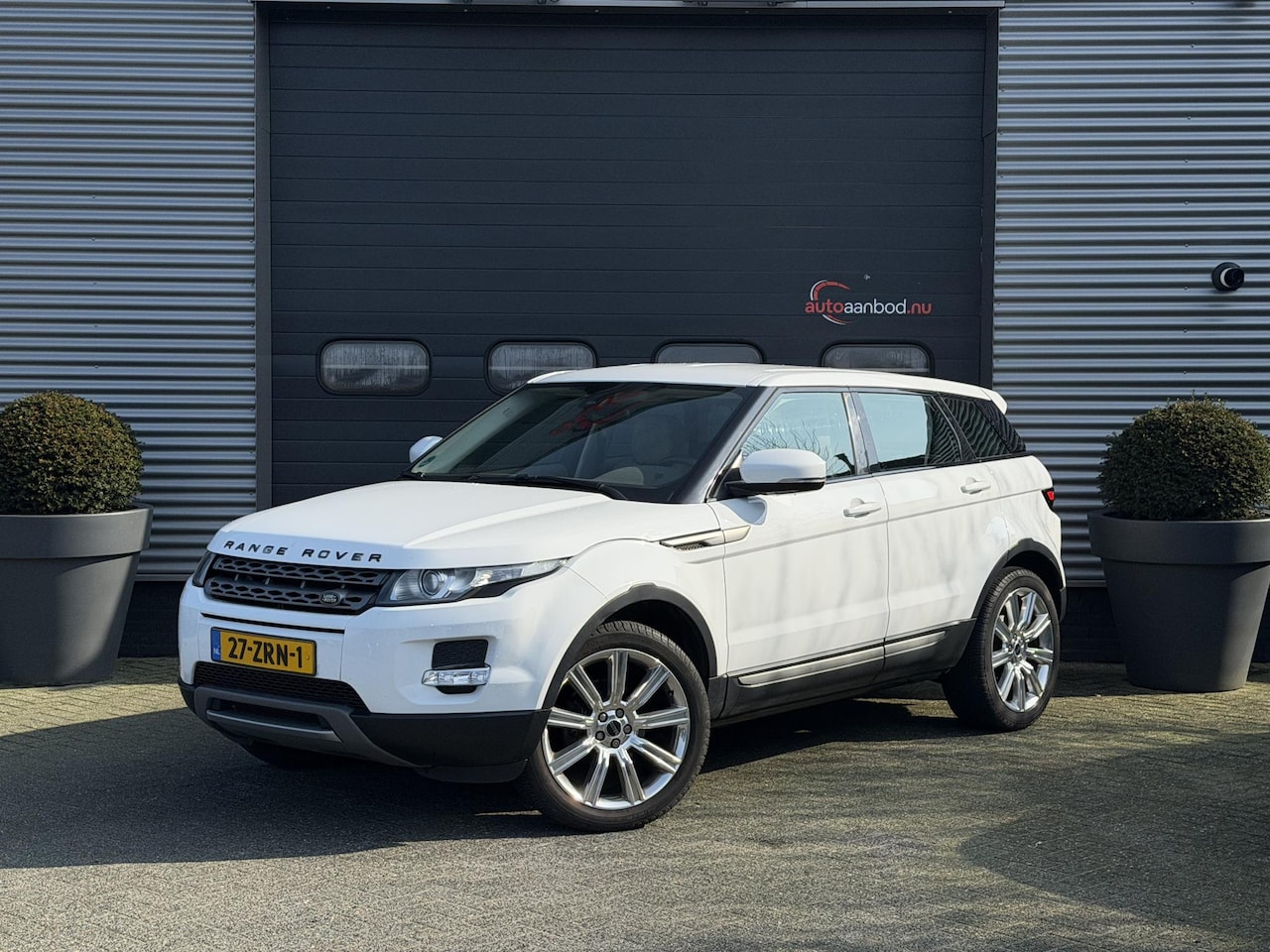 Land Rover Range Rover Evoque - 2.2 eD4 2WD Pure | 20 Inch Lichtmetalen Velgen | Navigatie | Meridan | Lederen Bekleding | - AutoWereld.nl