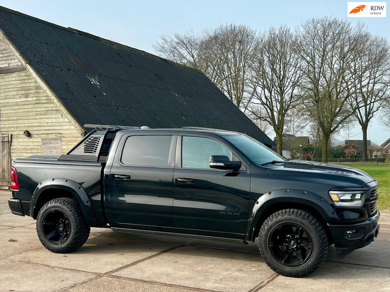 Dodge Ram 1500 - 5.7 V8 Laramie Sport Night Monster Full Option MARGE - AutoWereld.nl