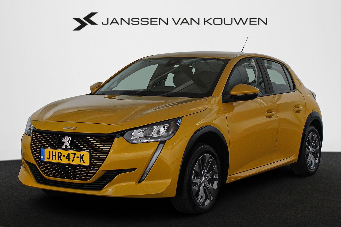 Peugeot e-208 - EV Active Pack 50 kWh / Carplay / Warmtepomp / Cruise - AutoWereld.nl
