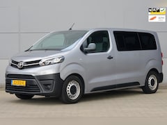 Toyota ProAce Shuttle - 1.5 D-4D Navigator Medium
