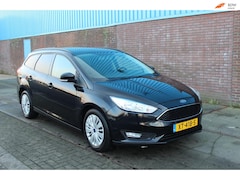 Ford Focus Wagon - 1.0 Titanium