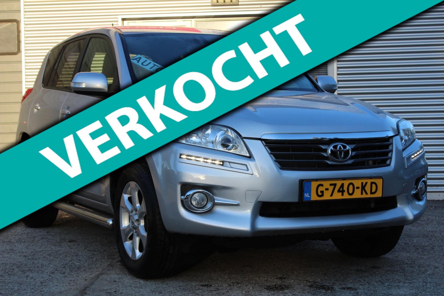 Toyota RAV4 - 2.0 VVTi Dynamic AUTOMAAT 5-deurs, 4x4, facelift model, airco, climate control, lm velgen, - AutoWereld.nl