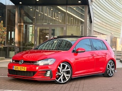 Volkswagen Golf - 2.0 GTI Performance 7.5 DSG7 Pano.CarPlay, TV