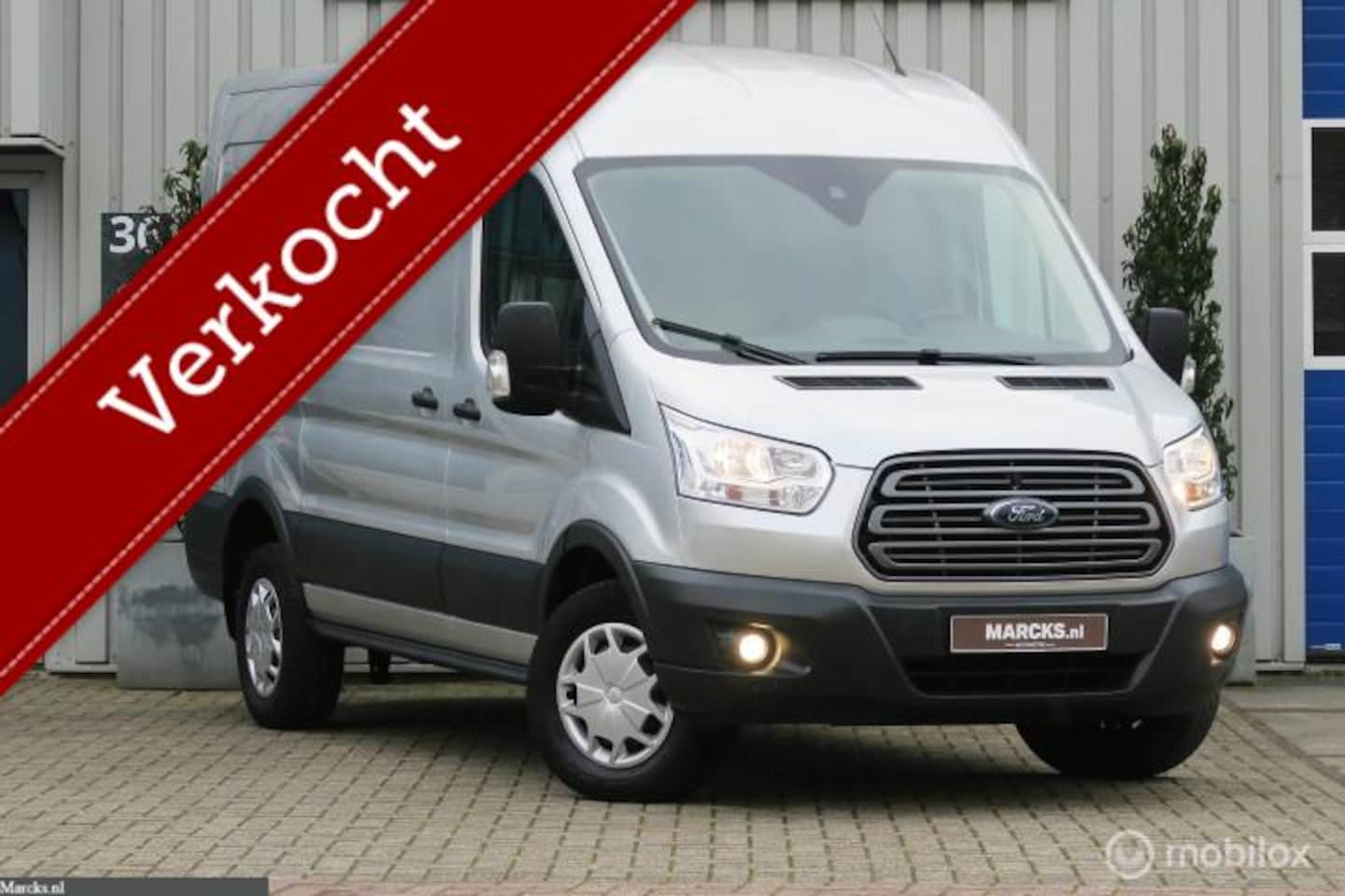 Ford Transit - 350 L2H2 * AWD * 4x4 * UNIEK Voor CAMPERBOUW - AutoWereld.nl