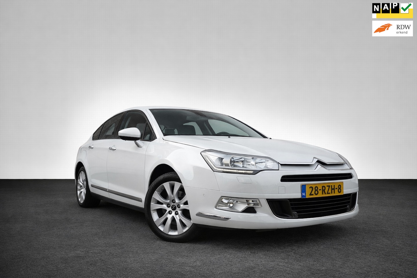 Citroën C5 - 1.6 Business - AutoWereld.nl