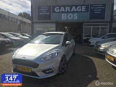 Ford Fiesta - 1.0 EcoBoost ST-Line / Lane assistent/ Navigatie