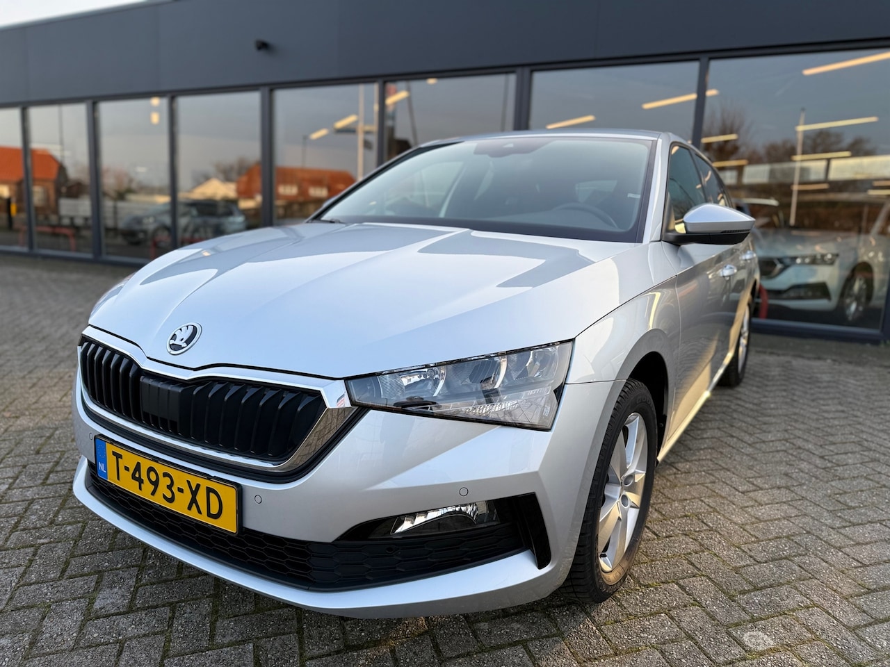 Skoda Scala - 1.0 TSI Sport Business 1.0 TSI Sport Business - AutoWereld.nl