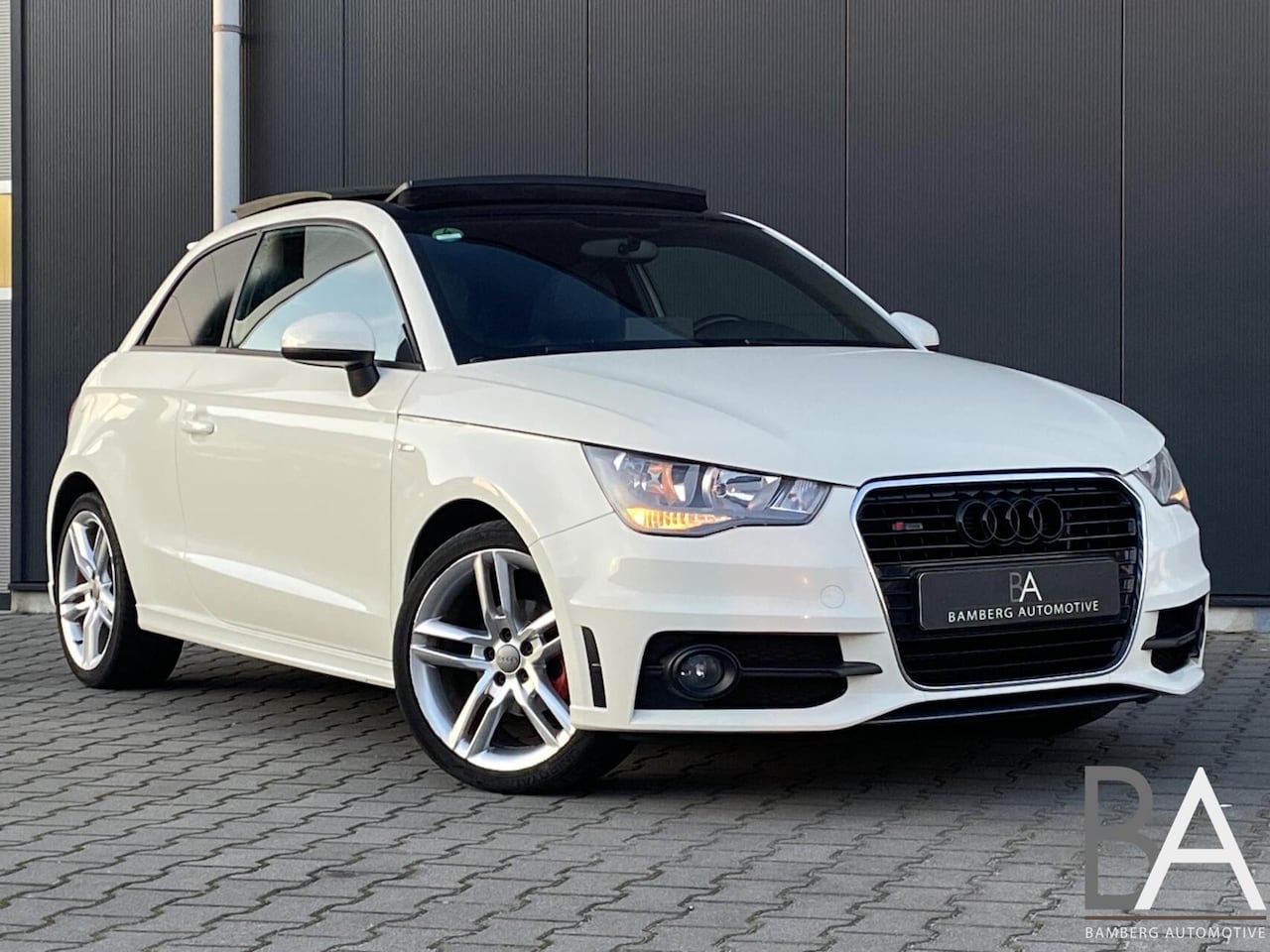 Audi A1 - 1.2 TFSI S-line |pano|stoelverwarming - AutoWereld.nl