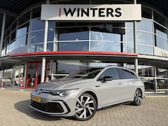 Volkswagen Golf Variant - 1.5 eTSI / 150 pk R-Line Business+ Automaat | 19" Lichtmetalen velgen | Navigatie | Stoelv