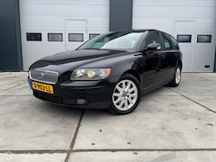 Volvo V50 - 2.4