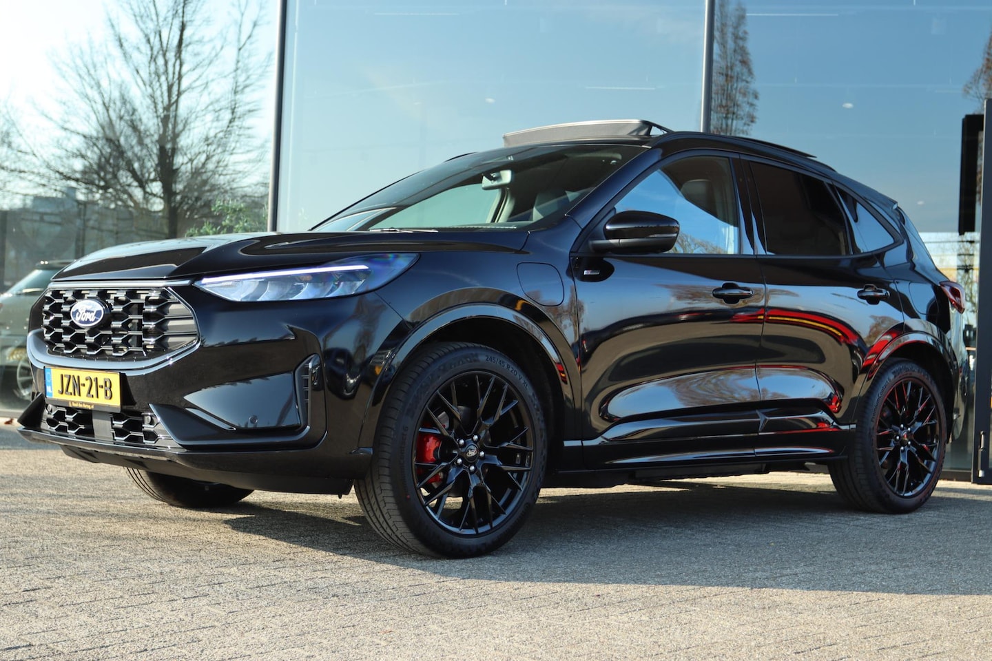 Ford Kuga - 2.5 PHEV SOUND EDITION ST-LINE X BLACK PACK *NIEUW DIRECT LEVERBAAR!* PANO | WEGKLAPBARE T - AutoWereld.nl