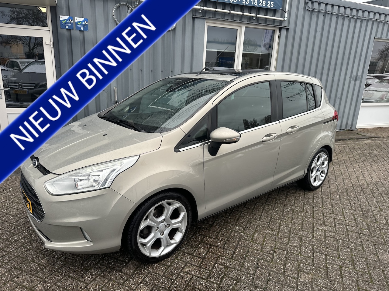 Ford B-Max - 1.0 EcoBoost Titanium panoramadak - AutoWereld.nl