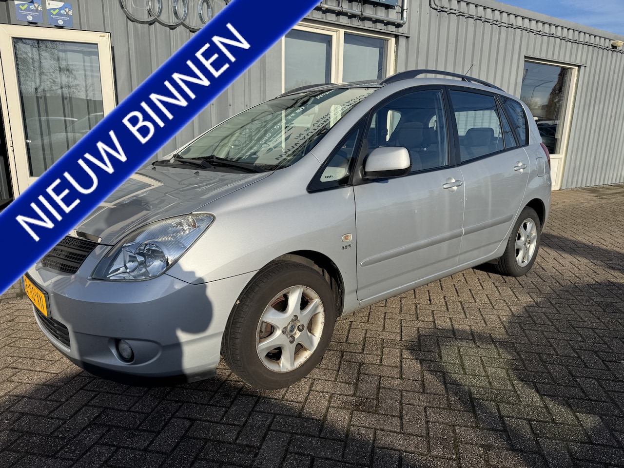 Toyota Corolla Verso - 1.6 VVT-i Linea Luna 1.6 VVT-i Linea Luna - AutoWereld.nl