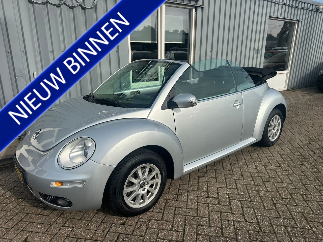 Volkswagen New Beetle Cabriolet - 1.4-16V Trendline 1.4-16V Trendline - AutoWereld.nl