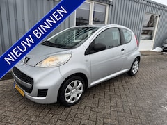 Peugeot 107 - 1.0-12V XR