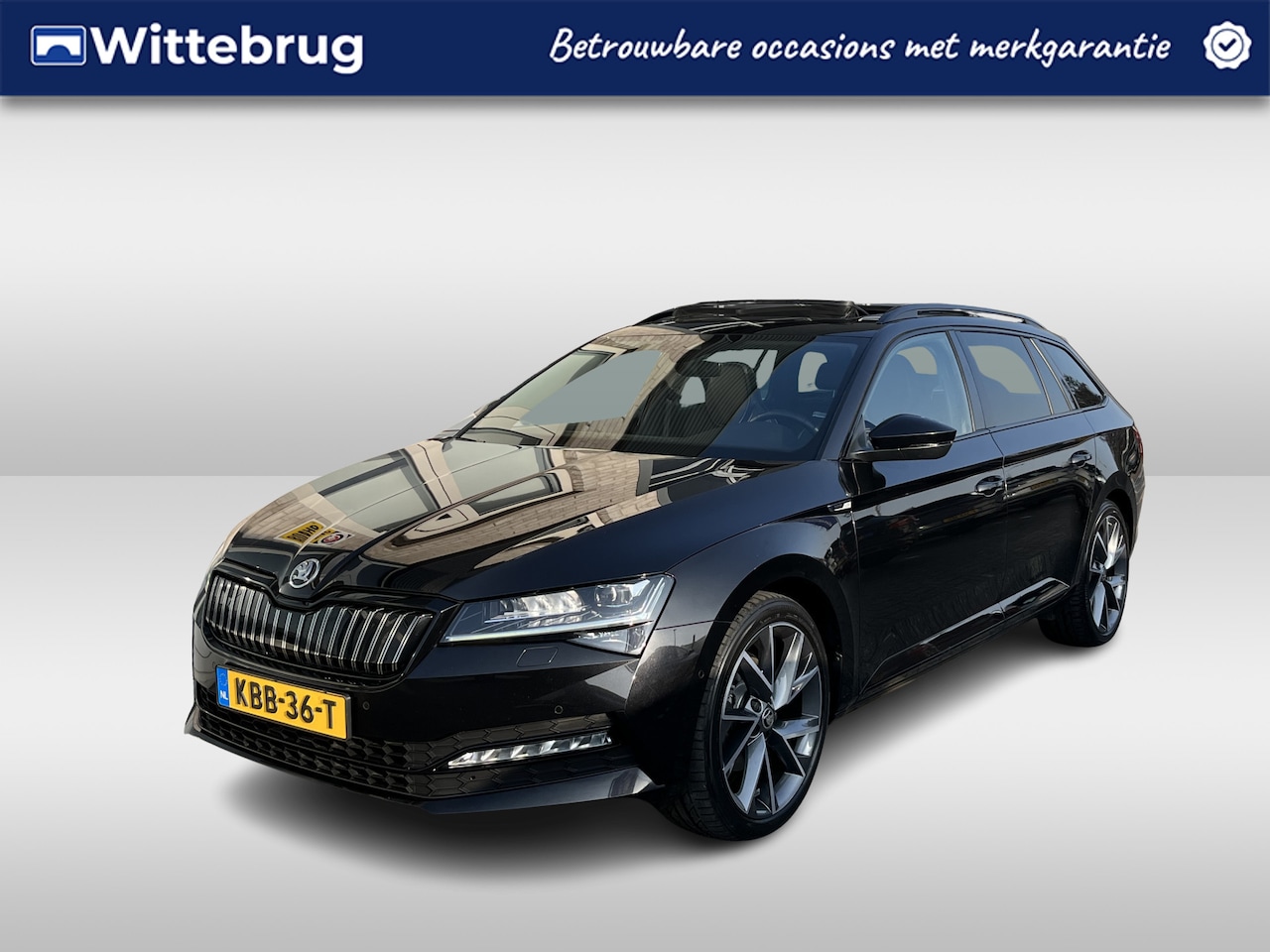 Skoda Superb Combi - 1.4 TSI iV Sportline Business / AUTOMAAT/ PANO/ TREKHAAK/ ELEK.KLEP/ DCC/ MEMORY SEAT/ STU - AutoWereld.nl