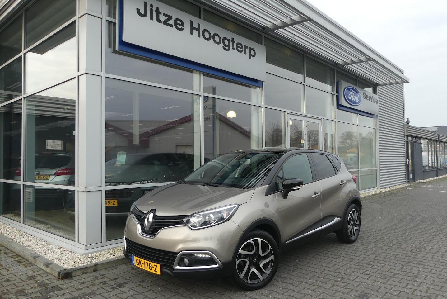 Renault Captur - 1.2 TCe Dynamique TREKHAAK (1.200KG), CRUISE, CLIMA, NAVI, CAMERA, PDC, KEYLESS, ELEKT. RA - AutoWereld.nl