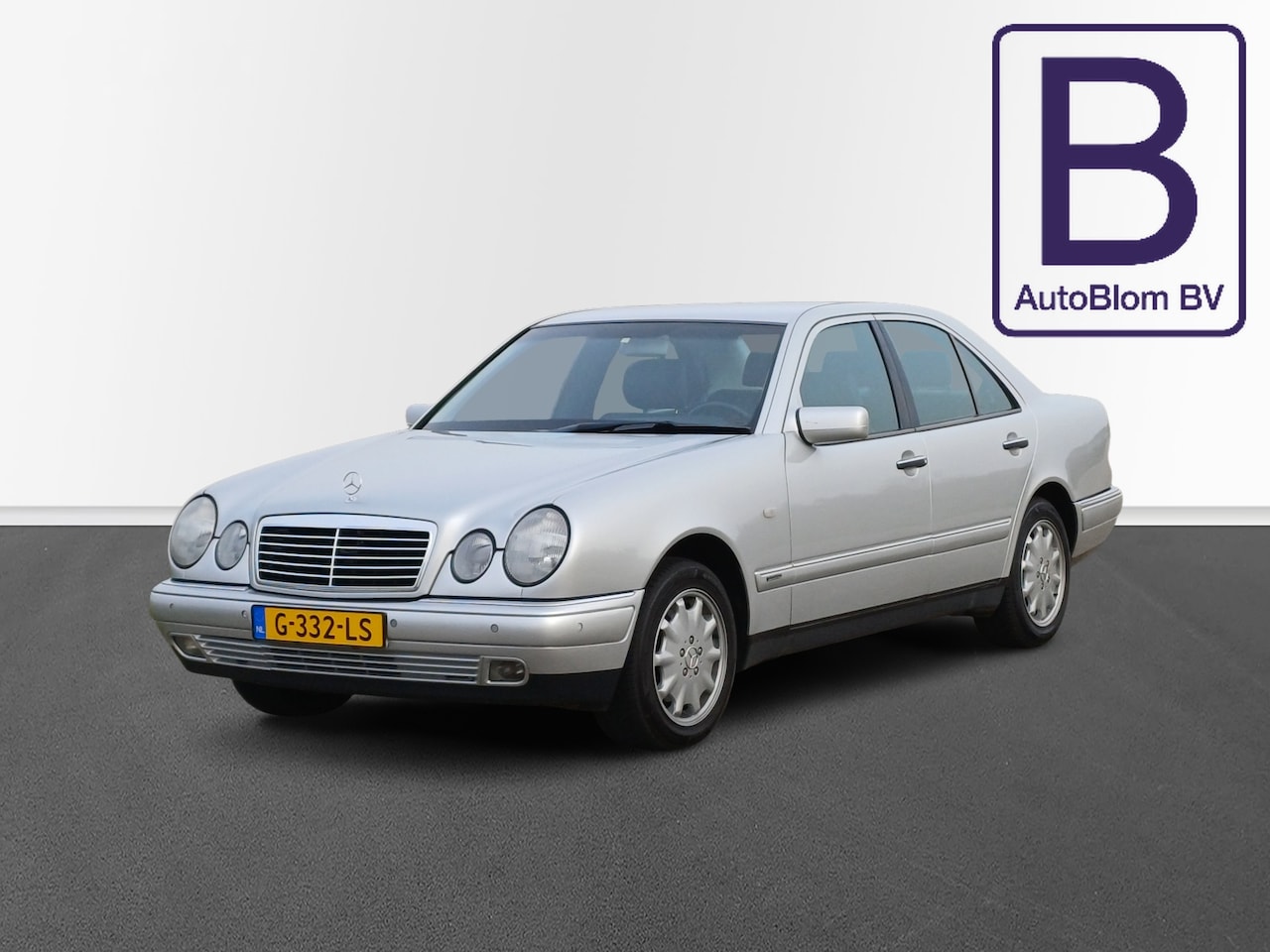 Mercedes-Benz E-klasse - 280 Elegance Youngtimer in perfecte staat - AutoWereld.nl